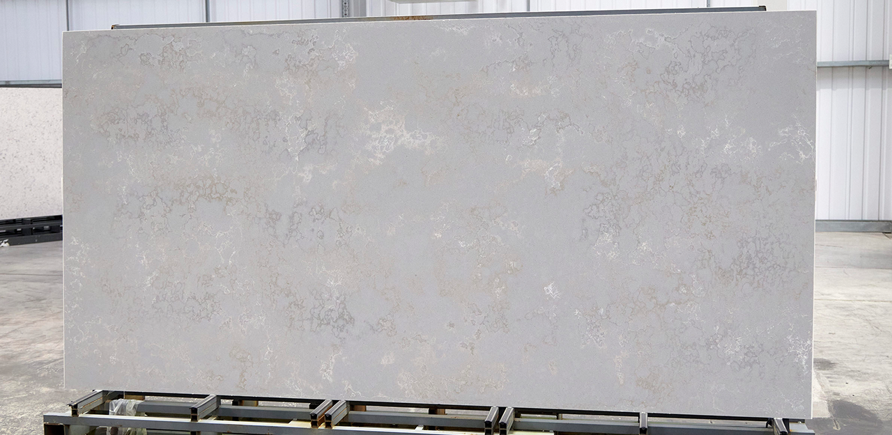 Full Slab view of Mercurio Quartz with soft grey veining